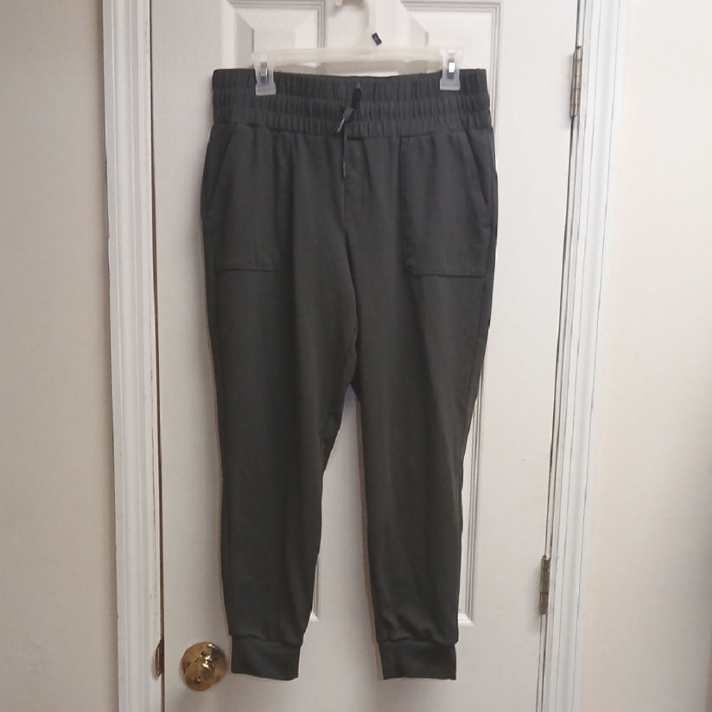 Mondetta Gray Sweatpants Elastic Waistband Tapered And Cuffed Legs Size L